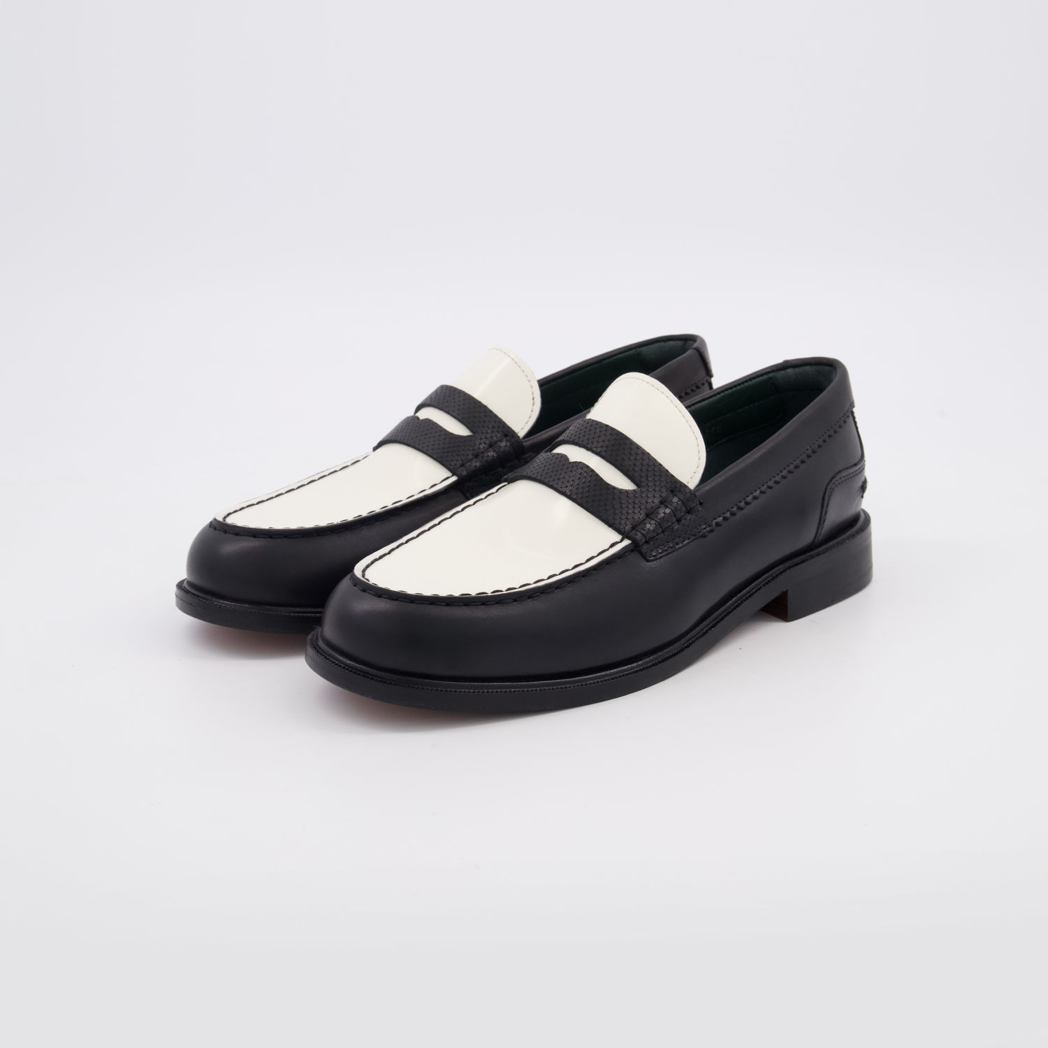 Black & Chalk White Leather Craft James Loafers 3