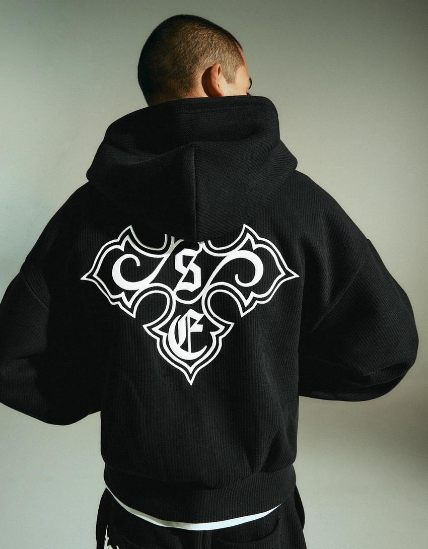 Waffle Embroidered Hoodie 3