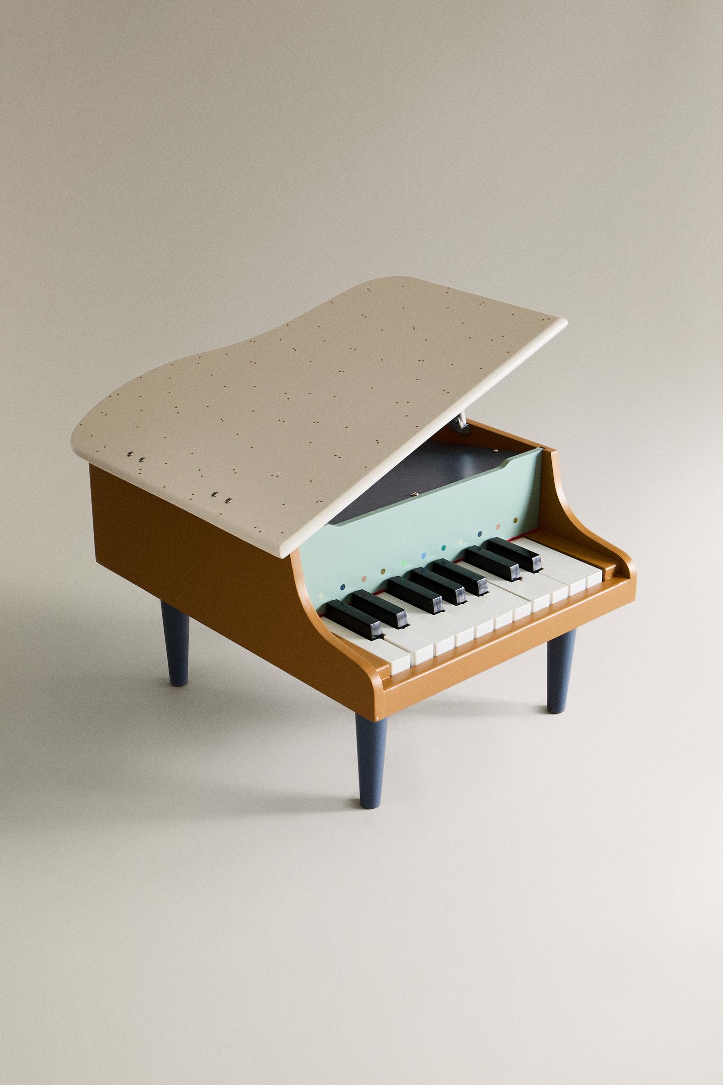 Wooden Mini Grand Piano Musical Toy 2