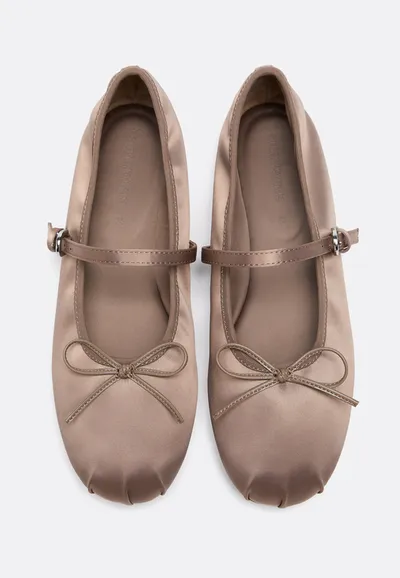 Satin ballet flats 2
