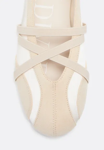 Extra-flexible strap sneakerinas 4