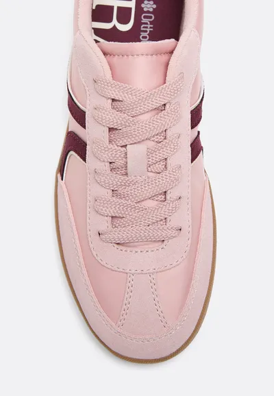 S011 Basic retro trainers 4
