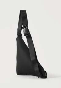UTILITY EMBLEM - Cross body bag - black 2