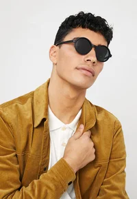 Sunglasses - black 2
