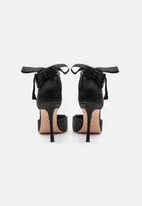LARINA - Classic heels - black 3