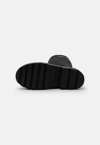 RAINBOOT HIGH - Wellies - triple black 5