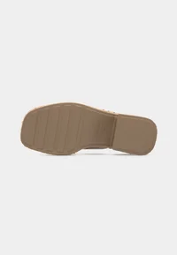 T-bar sandals - desert taupe 6
